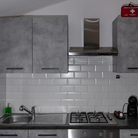 S T Apartment カヴァッリーノ・トレポルティ エクステリア 写真